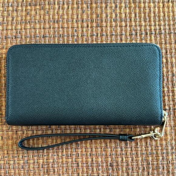 Coach Wallet - Picture 3 of 5